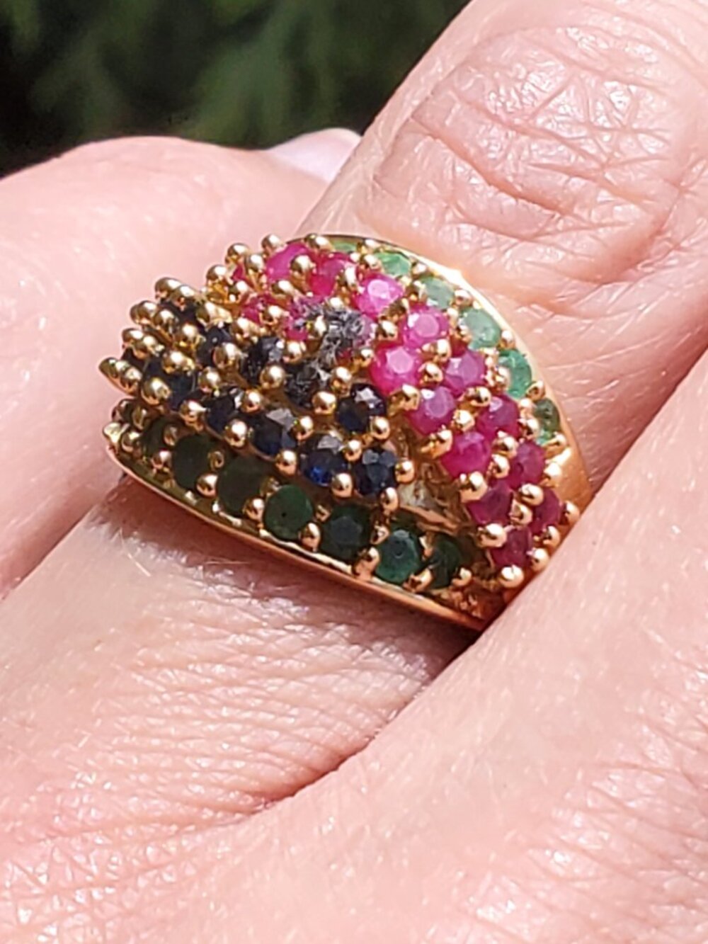 14K Yellow Gold Ruby, Sapphire, Emerald, Gold Beaded Dome Ring Size 8